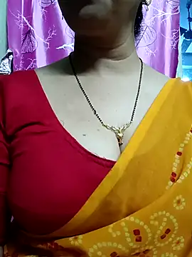 Snapshot of Rosy-B chatting on 02-03-25, 05:46 Rosy-B online show from 02-03-25, 05:46