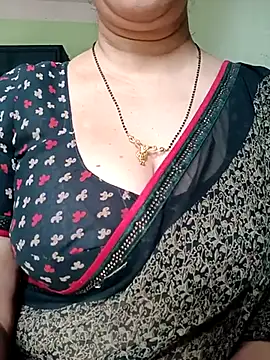 Snapshot of Rosy-B chatting on 03-02-25, 03:45 Rosy-B online show from 03-02-25, 03:45