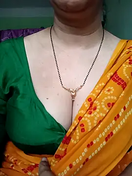 Snapshot of Rosy-B chatting on 03-20-25, 12:30 Rosy-B online show from 03-20-25, 12:30