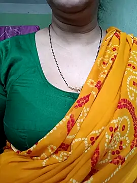 Snapshot of Rosy-B chatting on 03-20-25, 09:48 Rosy-B online show from 03-20-25, 09:48