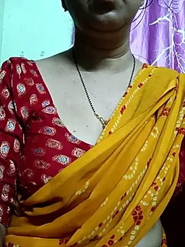 Snapshot of Rosy-B chatting on 09-09-25, 09:25 Rosy-B online show from 09-09-25, 09:25