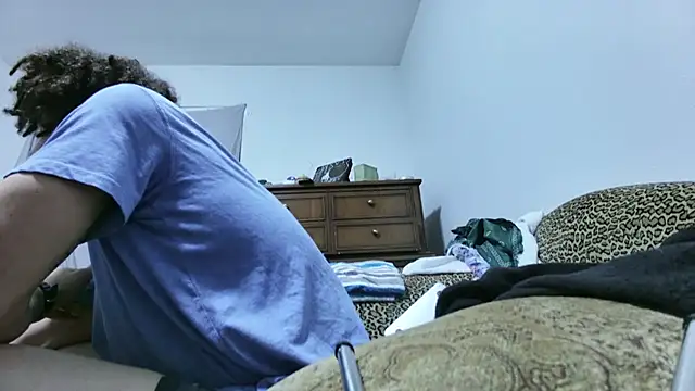 Snapshot of Clearlytothepoint420 chatting on 01-08-26, 10:50 Clearlytothepoint420 online show from 01-08-26, 10:50