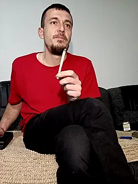 Snapshot of mayk18cm chatting on 01-28-25, 02:32 mayk18cm online show from 01-28-25, 02:32