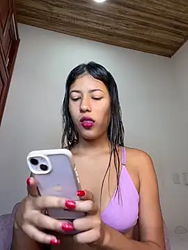 Valentinabaker online show from 02-05-25, 09:04