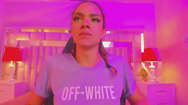 mariiahneedles online show from 03-08-26, 08:12