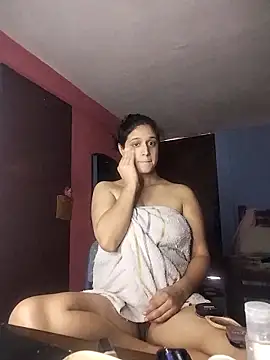 Catalinacandela online show from 04-30-26, 06:25