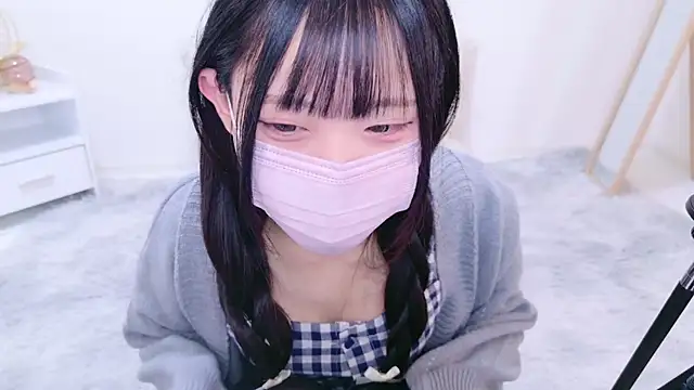 Suzu ch xx online show from 12-30-24, 09:40