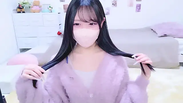 Snapshot of Suzu_ch_xx chatting on 01-15-26, 01:16 Suzu ch xx online show from 01-15-26, 01:16