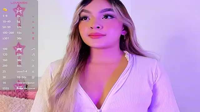 Snapshot of angel_rizzo_ chatting on 03-16-25, 03:04 angel rizzo  online show from 03-16-25, 03:04