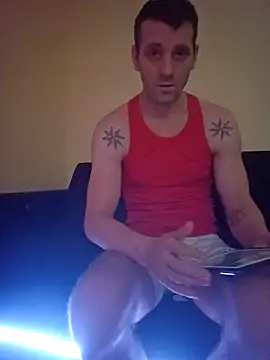 Snapshot of Aian09 chatting on 12-12-24, 08:21 Aian09 online show from 12-12-24, 08:21