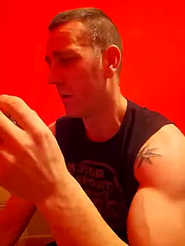 Snapshot of Aian09 chatting on 01-03-25, 04:00 Aian09 online show from 01-03-25, 04:00