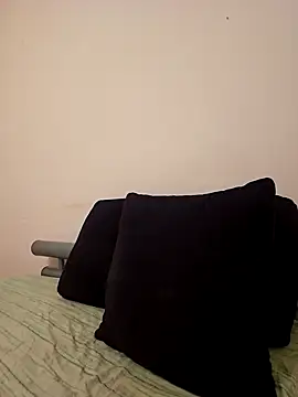 Snapshot of Aian09 chatting on 01-29-25, 08:14 Aian09 online show from 01-29-25, 08:14