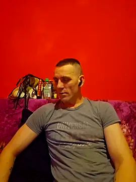 Snapshot of Aian09 chatting on 02-20-25, 08:14 Aian09 online show from 02-20-25, 08:14