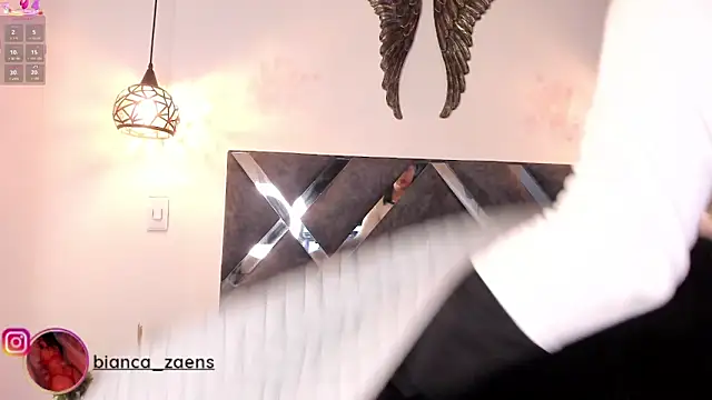 Snapshot of Bianca_zaens2 chatting on 01-08-26, 12:29 Bianca zaens2 online show from 01-08-26, 12:29