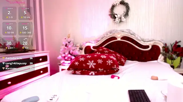 Snapshot of StacyLight chatting on 01-02-25, 09:18 StacyLight online show from 01-02-25, 09:18