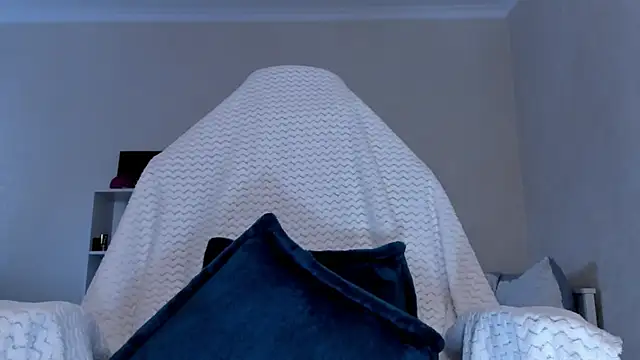 Snapshot of Britney_Ross chatting on 01-30-25, 07:29 Britney Ross online show from 01-30-25, 07:29