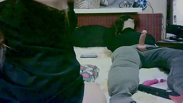 Snapshot of mybodyarg chatting on 11-03-25, 02:13 mybodyarg online show from 11-03-25, 02:13