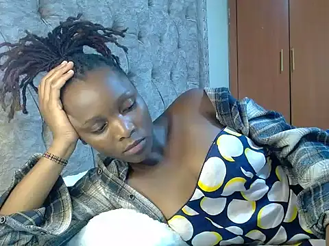 Naughty Girl17 online show from 12-05-24, 07:17