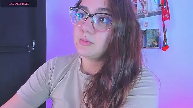 Snapshot of isarhodes_ chatting on 12-18-24, 10:13 isarhodes  online show from 12-18-24, 10:13