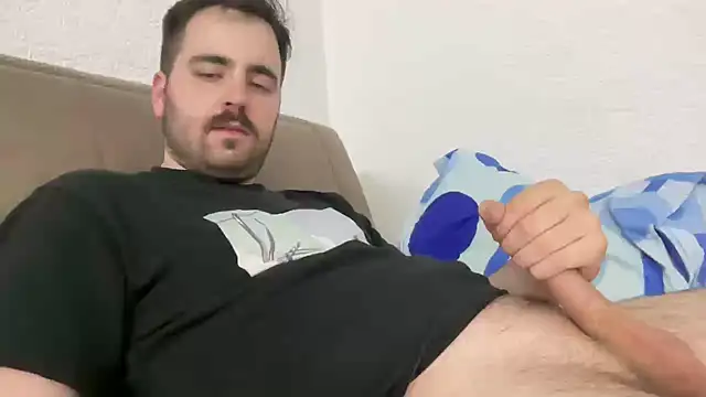 Horny00boy0 online show from 06-05-26, 11:10