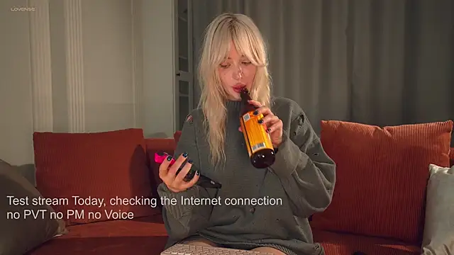 LinaKinky online show from 04-10-26, 05:39