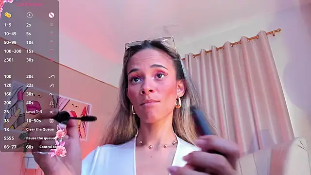 SkiinnyAna online show from 02-10-25, 07:38