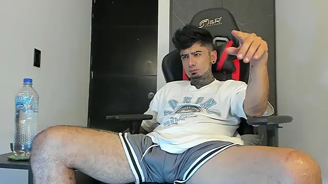 sergiio mesa27 online show from 02-06-25, 02:33