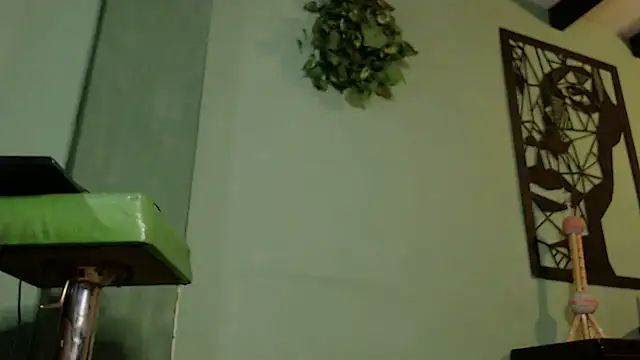 thirstymoonxx online show from 03-15-25, 04:24