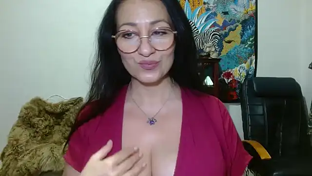 Snapshot of KeisyNeonX chatting on 04-12-26, 07:41 KeisyNeonX online show from 04-12-26, 07:41
