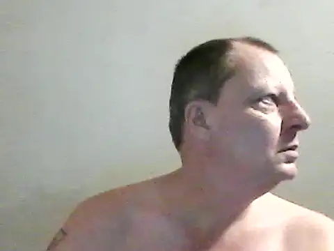 Snapshot of chubbybear2cum chatting on 12-29-24, 12:20 chubbybear2cum online show from 12-29-24, 12:20