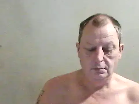 Snapshot of chubbybear2cum chatting on 01-01-25, 03:46 chubbybear2cum online show from 01-01-25, 03:46