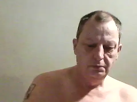 Snapshot of chubbybear2cum chatting on 01-06-25, 10:37 chubbybear2cum online show from 01-06-25, 10:37