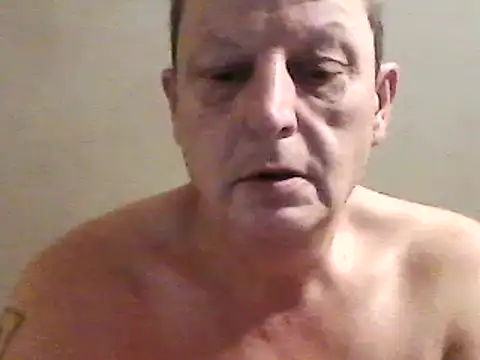 Snapshot of chubbybear2cum chatting on 01-13-25, 01:34 chubbybear2cum online show from 01-13-25, 01:34