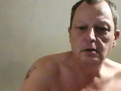 Snapshot of chubbybear2cum chatting on 01-29-25, 12:33 chubbybear2cum online show from 01-29-25, 12:33