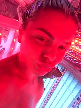 Snapshot of IrishTeenBarbie69 chatting on 10-31-25, 06:20 IrishTeenBarbie69 online show from 10-31-25, 06:20