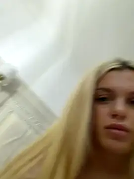 Snapshot of IrishTeenBarbie69 chatting on 11-30-25, 08:02 IrishTeenBarbie69 online show from 11-30-25, 08:02