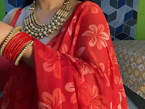 Aishwarya 101  online show from 03-18-25, 05:21