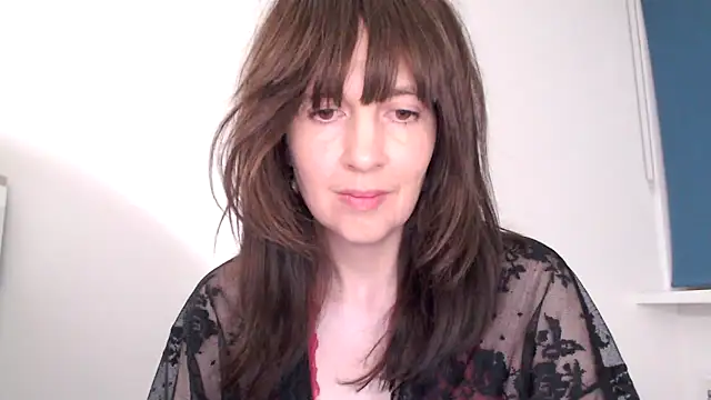 Ella Next Door online show from 04-18-26, 09:48