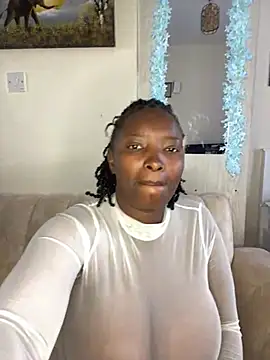 Snapshot of Naughty-sonia2 chatting on 03-05-25, 05:40 Naughty-sonia2 online show from 03-05-25, 05:40