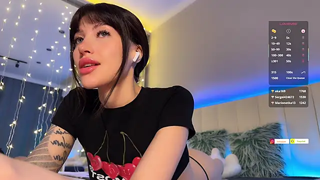 Snapshot of ellie_miu chatting on 02-16-26, 09:22 ellie miu online show from 02-16-26, 09:22