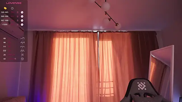 Snapshot of AnuricBriny chatting on 03-21-25, 03:12 AnuricBriny online show from 03-21-25, 03:12