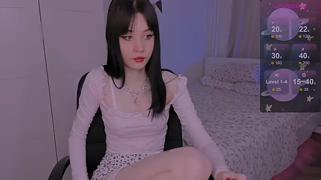 Snapshot of CoddleWeeper_ chatting on 03-05-25, 08:43 CoddleWeeper online show from 03-05-25, 08:43