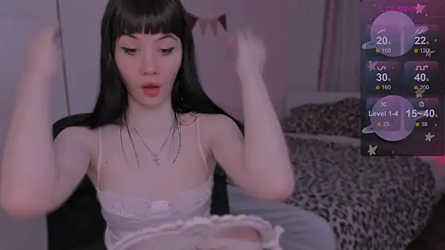 Snapshot of CoddleWeeper_ chatting on 03-17-25, 08:07 CoddleWeeper online show from 03-17-25, 08:07