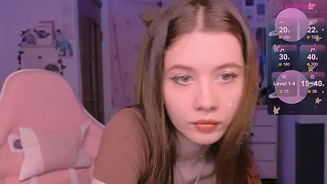 Snapshot of CoddleWeeper_ chatting on 09-08-25, 02:16 CoddleWeeper online show from 09-08-25, 02:16