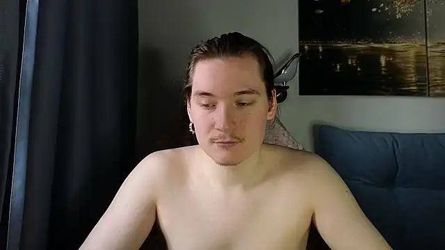 MoreRealAlex online show from 05-05-26, 04:53