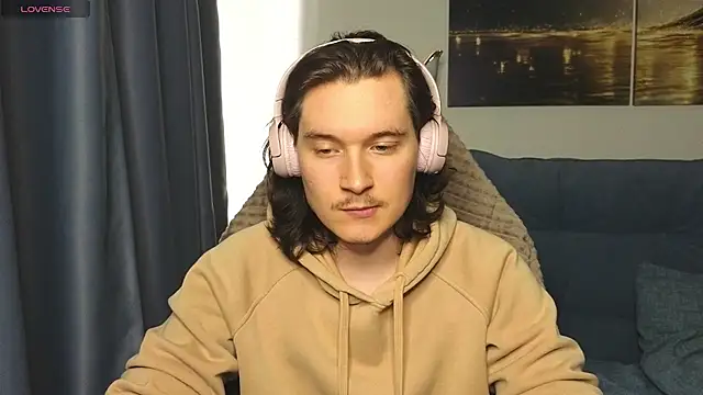 MoreRealAlex online show from 08-02-26, 10:46