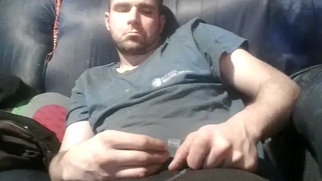 robeaulieu02 online show from 02-11-25, 09:09