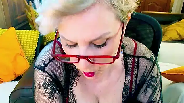 GattonaBiondona online show from 03-25-26, 09:04