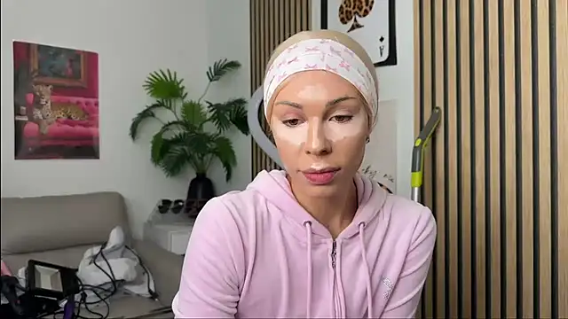 NattyFierros online show from 10-26-25, 07:31