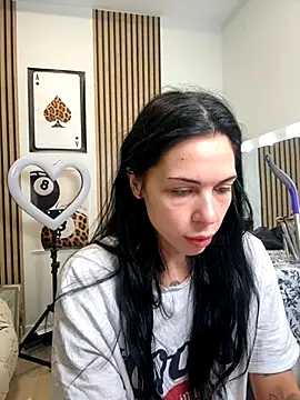 NattyFierros online show from 11-14-25, 06:06